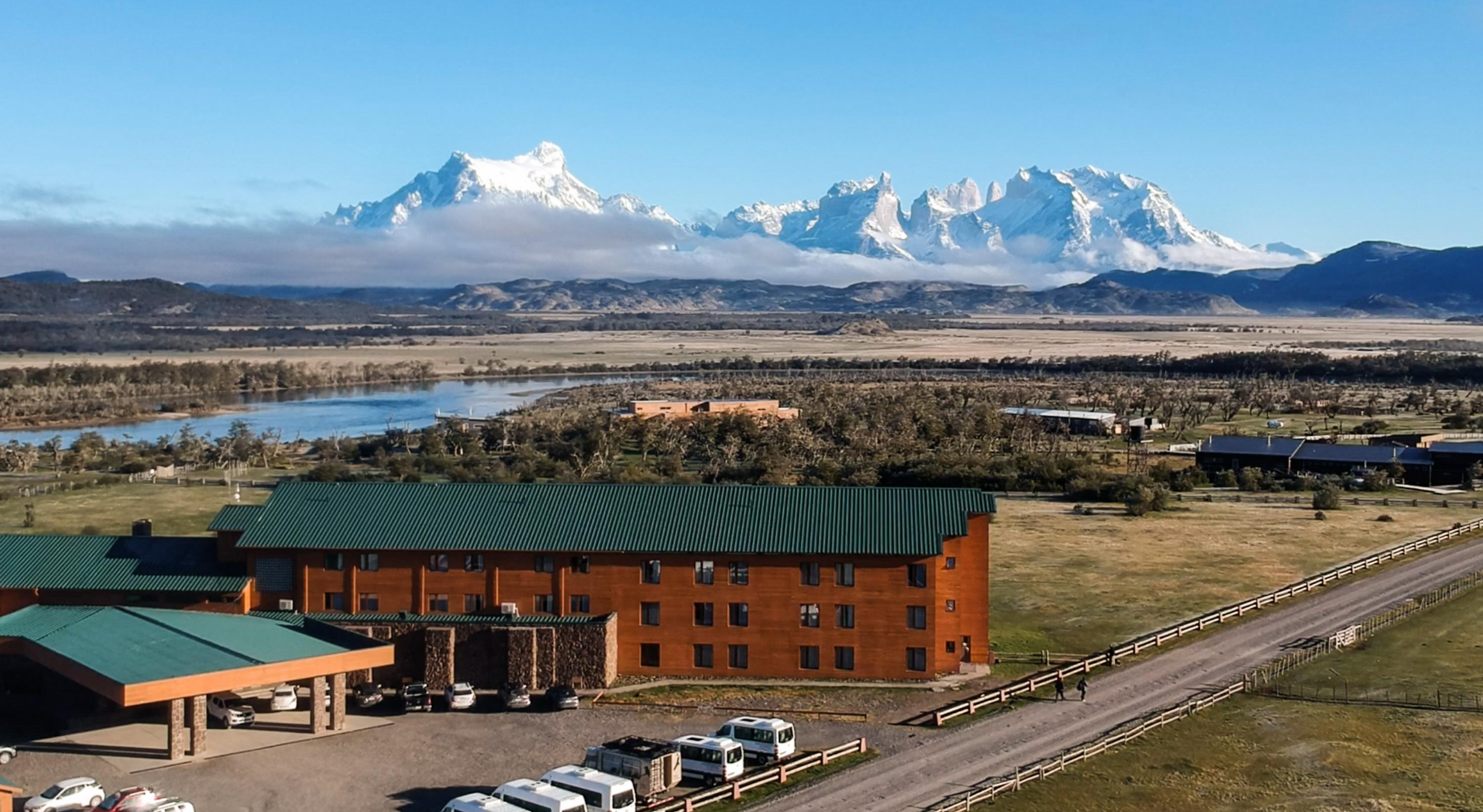 Rio Serrano Hotel And Spa Torres del Paine National Park Bagian luar foto